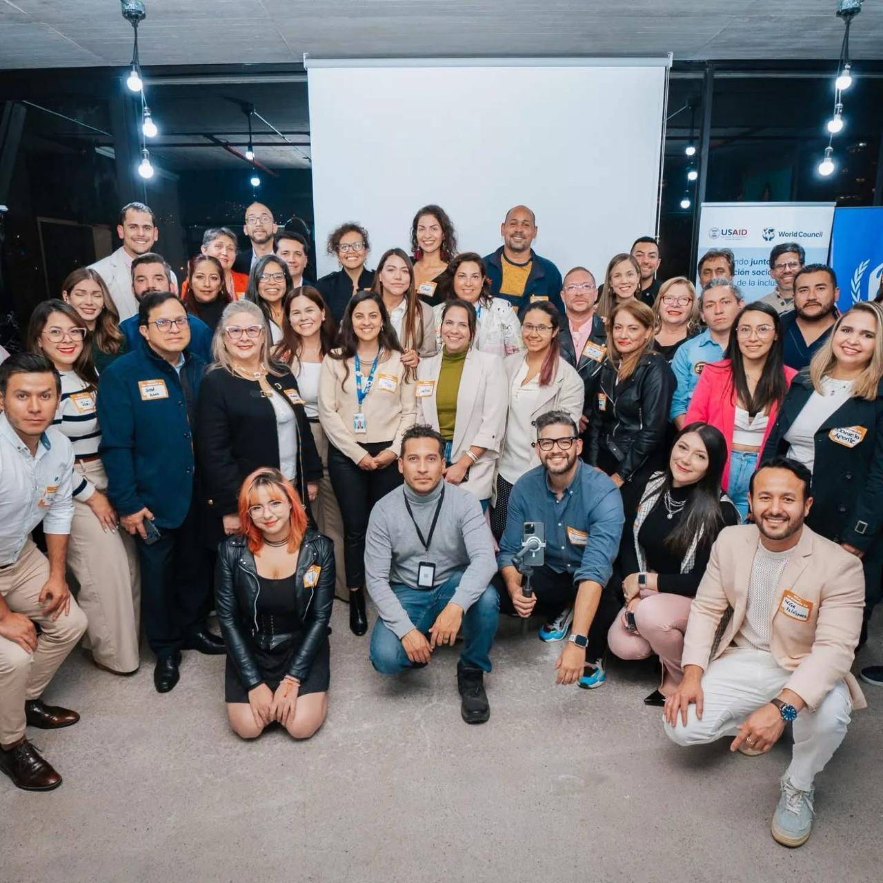 Empresarios venezolanos en evento de networking del Proyecto Fenix